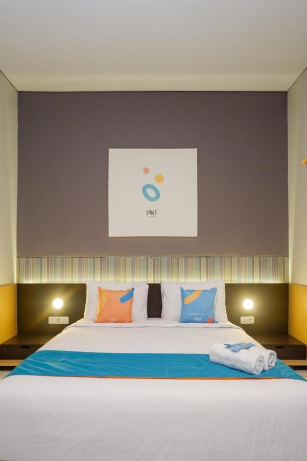 Sans Hotel Good Wish Semarang Jomblang Buitenkant foto