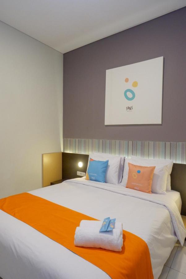 Sans Hotel Good Wish Semarang Jomblang Buitenkant foto