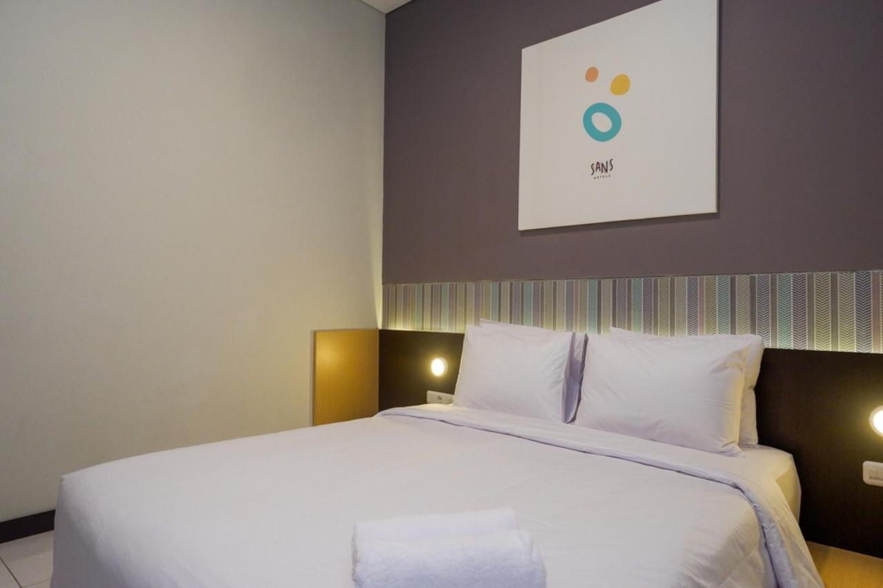 Sans Hotel Good Wish Semarang Jomblang Buitenkant foto