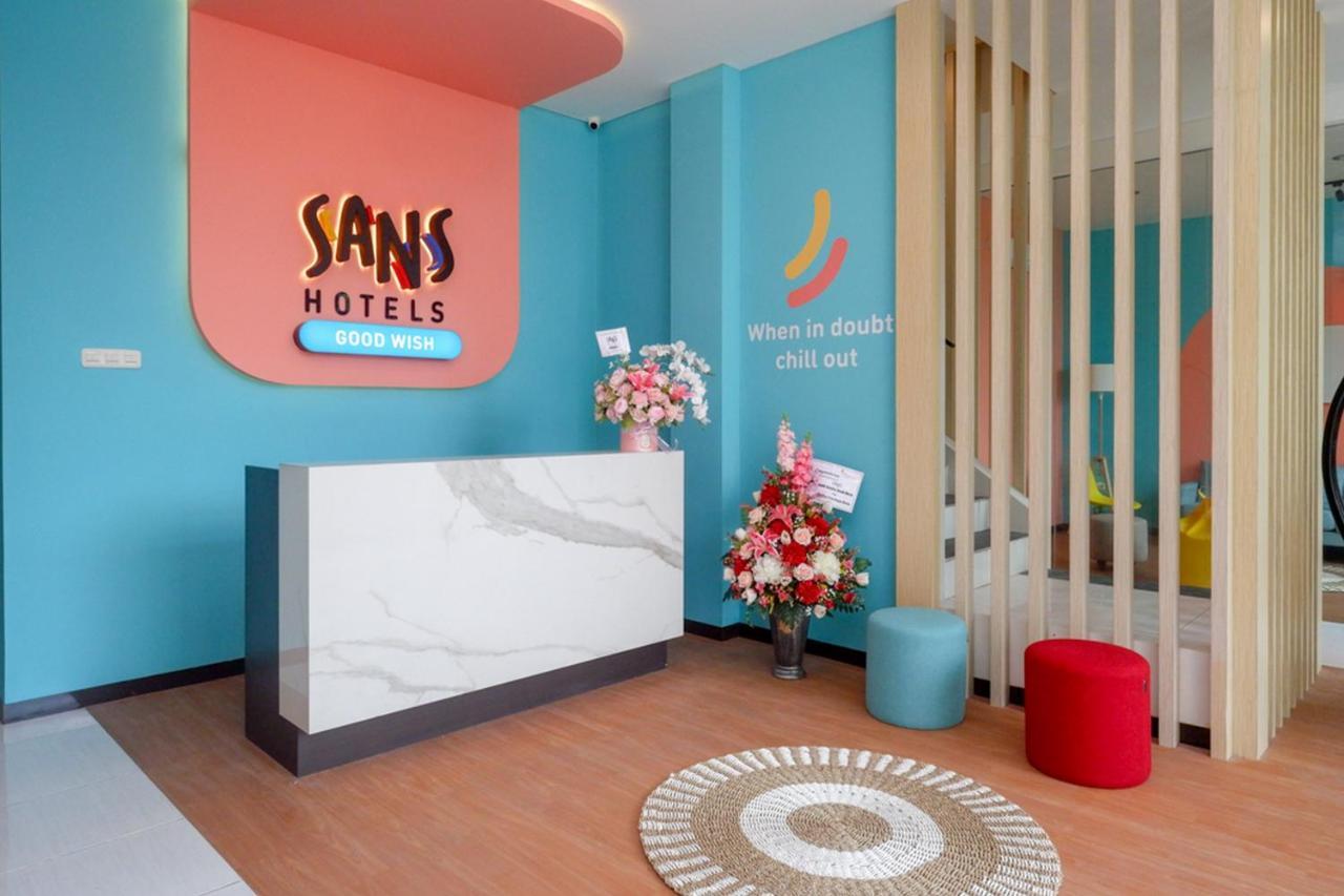 Sans Hotel Good Wish Semarang Jomblang Buitenkant foto